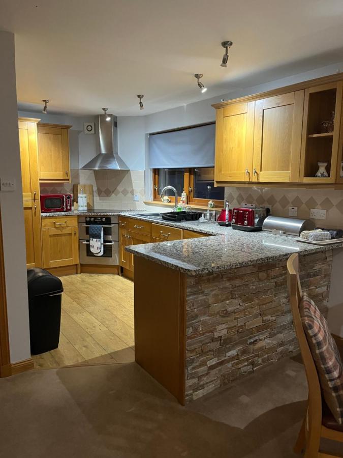 6 Canalside Apartments Fort William Exterior foto